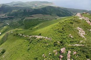 Toàn bộ dựa vào đồng nghiệp phụ trợ! Tajikistan xếp hạng 106 thế giới, lần đầu tiên tham gia Cúp châu Á là vào vòng trong!